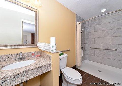 Econo Lodge Bowling Green Esterno foto