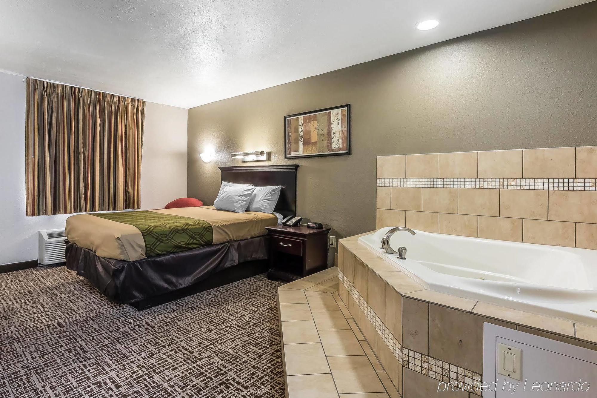 Econo Lodge Bowling Green Esterno foto