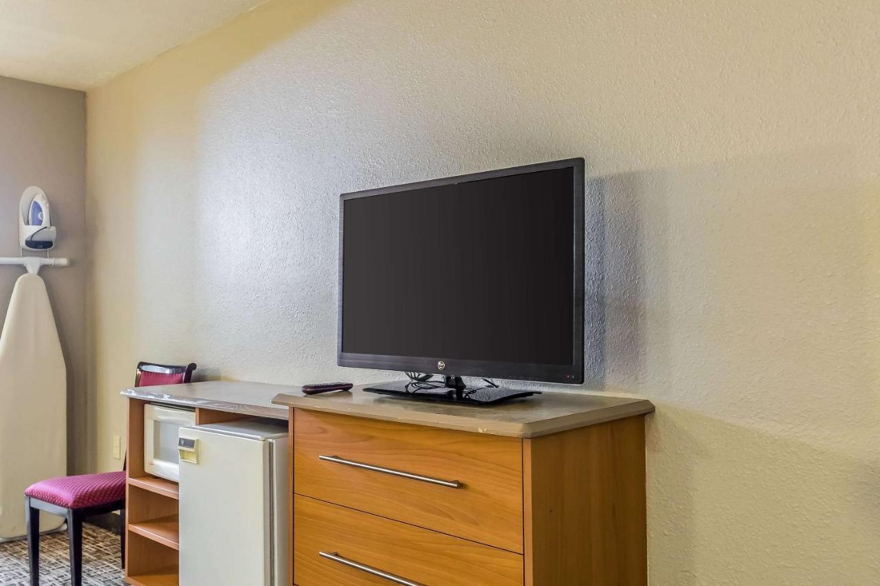 Econo Lodge Bowling Green Esterno foto